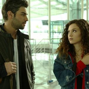 Star TV’nin yeni projesi “Nefes Nefese” ilk bölümüyle reyting sıralamalarında