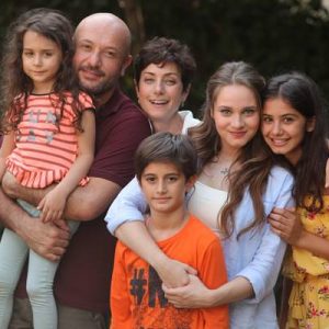 Kanal D’nin başrollerinde Sanem Çelik, Miray Daner, Tolga Tekin ve