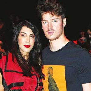 Hande Yener, yakın zamanda barıştığı erkek arkadaşı Ümit Cem Şenol