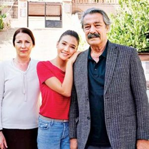 Yeşilçam’ın usta oyuncularından Kadir İnanır’ın 6 yıl aradan sonra kamera