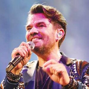 Kenan Doğulu, yoğun istek üzerine yeniden Harbiye Açıkhava sahnesinde sevenleriyle