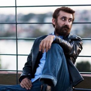 Çukur dizisinde Cumali Koçovalı karakterini canlandıran ünlü oyuncu Necip Memili,
