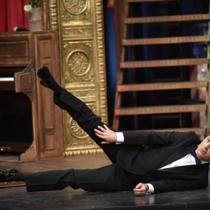 Tolga Çevik’in ‘Arkadaşım’ olarak sahneye çıktığı, ekranların en sıra dışı,