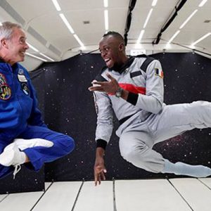 Dünya rekortmeni Jamaikalı atlet Usain Bolt, kısa mesafe koşusu yeteneklerini
