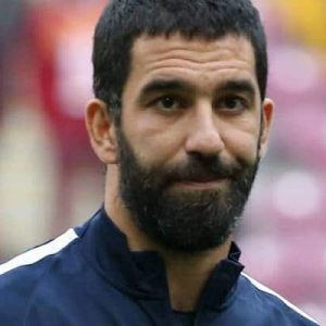 Arda Turan, tartışmalar yaratan Galatasaray transfer haberleri ve teknik direktör