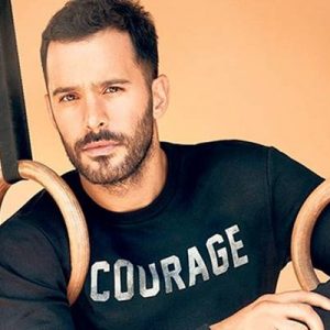 Barış Arduç, ünlü bir spor markasının sonbahar-kış koleksiyonunun çekimleri için