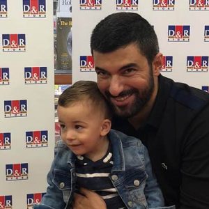 Ünlü oyuncu Engin Akyürek ‘’Sessızlik’’ adlı kitabının ilk imza gününde