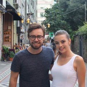 Yeni filmi Dünya Hali için Murat Dalkılıç ile kamera karşısına