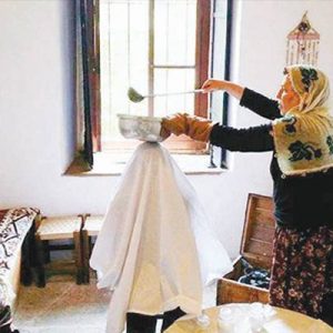 ‘Yasak Elma’ dizisinin ekibi, her geçen gün düşüşe geçen reytingler