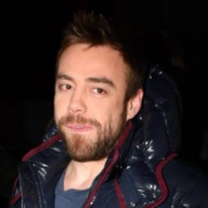 Murat Dalkılıç başrol oynadığı Dünya Hali filmi ile gişede hayal