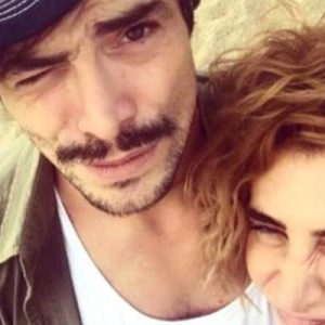 Ahmet Kural’ın kendisine fiziksel ve psikolojik şiddet uyguladığı ve tehdit