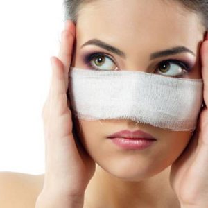 Medikal estetik uygulamaları yaptıracakların bilinçli olmasını öneren Medikal Estetik Uzmanı