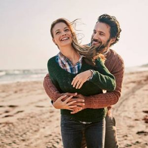 Dünya üzerindeki tüm ülkelerde kadınların erkeklerden daha uzun yaşadığı görülürken,