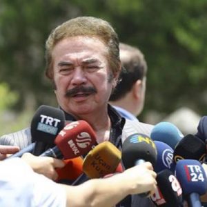 Sanatçı Orhan Gencebay, sanatçı-siyaset ve yaşam tarzına yönelik tartışmalar hakkında