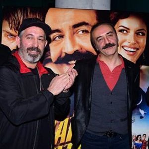 Komedyen Cem Yılmaz, ‘Organize İşler; Sazan Sarmalı’nın Netflix’e satılmasıyla ilgili