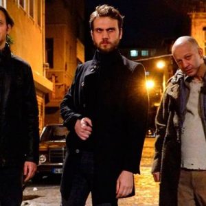 Show TV’nin fenomen dizisi Çukur, pazartesi akşamlarına damga vurmaya devam