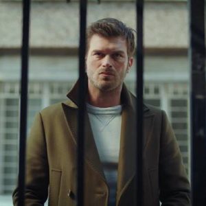 Ay Yapım’ın Show TV’de ekrana gelen ve beğeniyle izlenen dizisi