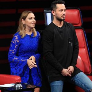 O Ses Türkiye jürisinin değişmez üyelerinden şarkıcı Murat Boz, sosyal