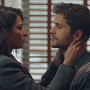‘Seni gördüğüme sevindim!’ Ay Yapım’ın Show TV’de ekrana gelen ve