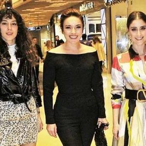 İstanbul’da devam eden Fashion Week Moda Haftası, önceki gün ünlü