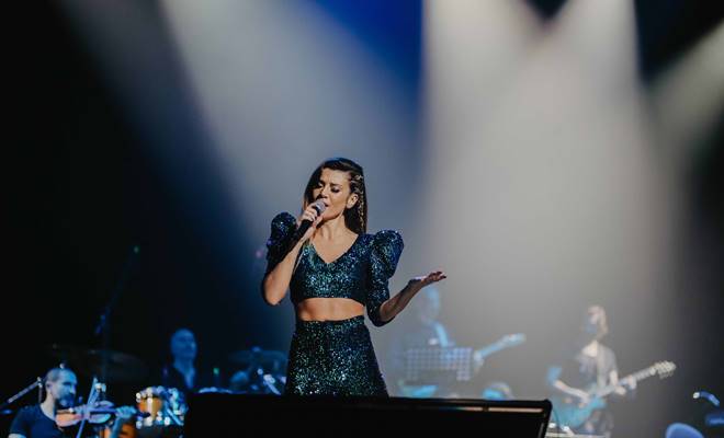 Başarılı oyuncu Gökçe Bahadır, çıkardığı ilk albümü ‘Aykut Gürel Presents