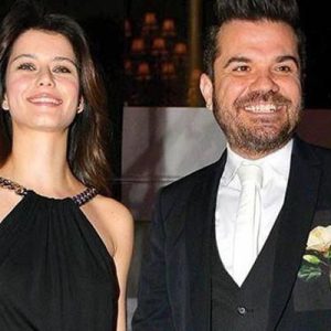 Oyuncu Beren Saat uzun zamandır boşanacağı konuşulan eşi Kenan Doğulu’nun