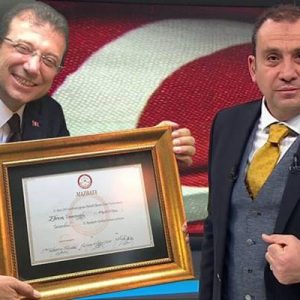 A Haber spikeri Erkan Tan, mazbatasını alarak İBB Başkanı olan
