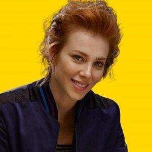 Ekrem İmamoğlu’na verdiği destekle gündemde olan Elçin Sangu’dan takipçilerine 23