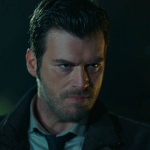 Ay Yapım’ın, Show TV’de ekrana gelen ve ilgiyle izlenen dizisi