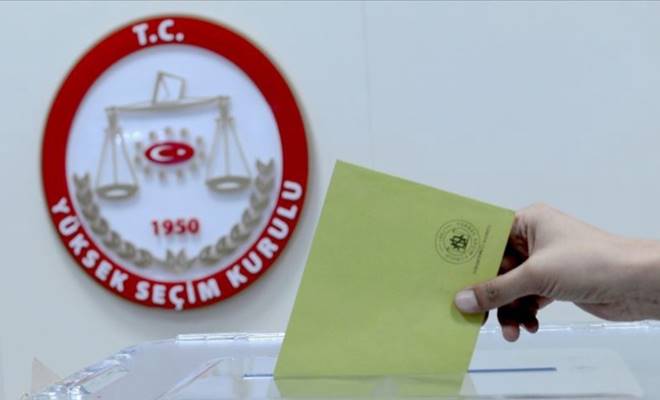 AK Parti İstanbul’un 38 ilçesinde oyların yeniden sayılması için YSK’ya