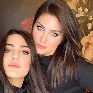Şarkıcı Sibel Can’ın, Hakan Ural’dan olan kızı Melisa Ural, ABD’ye