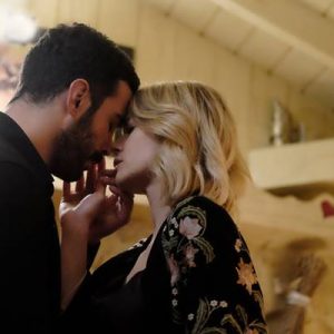 Ay Yapım’ın, Star’da Çarşamba akşamları ekrana gelen ve beğeniyle izlenen