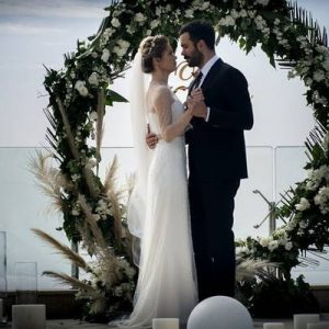 Ay Yapım’ın Star’da ekrana gelen ve beğeniyle dizisi ‘Kuzgun’a özel