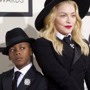 6 çocuk sahibi olan pop müziğin efsanesi Madonna, Vogue dergisine