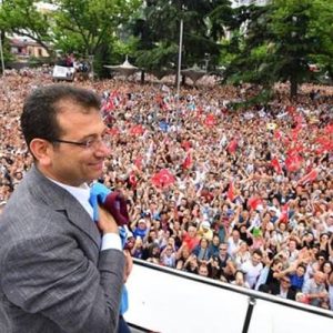 Millet İttifakı’nın İstanbul Büyükşehir Belediye Başkan Adayı Ekrem İmamoğlu, hemşehrilerinden