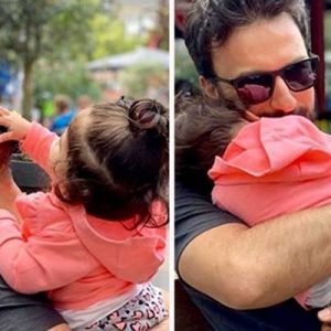Megastar Tarkan Instagram hesabından kızı Liya olan fotoğrafını paylaştı.Paylaşıma binlerce