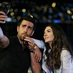 Kanal D’nin reyting zirvesinden inmeyen dizisi “Afili Aşk”ın yeni bölümüne