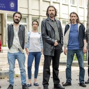 İnternet dizisi olarak ekranlara dönen Behzat Ç. için yeni bir