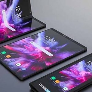 Samsung daha önce piyasaya sürme tarihini ertelediği katlanabilir telefonları Eylül’de