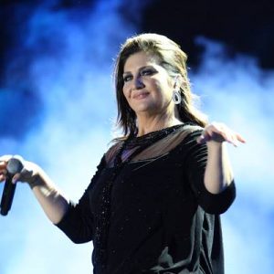 Sibel Can ve Altay aynı sahnede buluştu… Alaşehir eski belediye