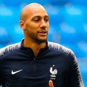 Galatasaray Kulübü, Fransız futbolcu Steven Nzonzi’nin geçici transferi konusunda Roma