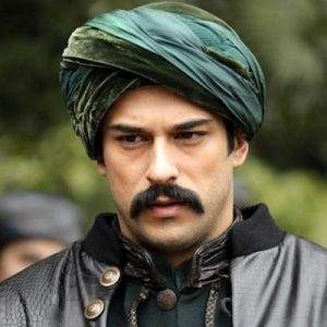 Diriliş Ertuğrul’un devam niteliğinde çekilecek olan Diriliş Osman dizisinin kadrosu