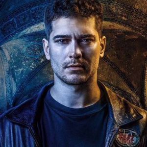 Ünlü oyuncu Çağatay Ulusoy’un Hakan: Muhafız dizisinden 500 Bin TL