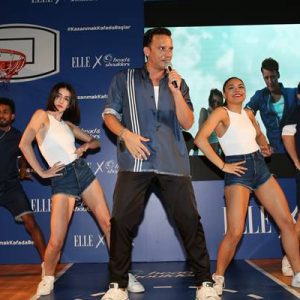 Edis, reklam yüzü olduğu markanın lansman töreninde basın mensuplarına ilginç