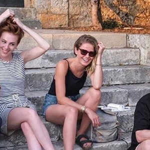 Bayram tatilini fırsat bilen oyuncu Burcu Biricik ile eşi Emre
