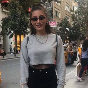 Şarkıcı İrem Derici, geçtiğimiz gün katıldığı bir etkinlikte magazin gazetecilerinin