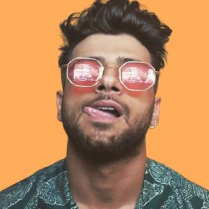 Şarkılarıyla tıklanma rekoru kıran ünlü YouTuber Reynmen, ilk konserini dün