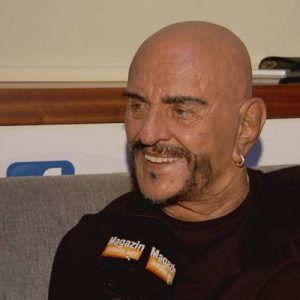 Efsane sanatçı Alpay’dan hem Rapçiler’e hem de Tarkan’a ağır eleştiriler.