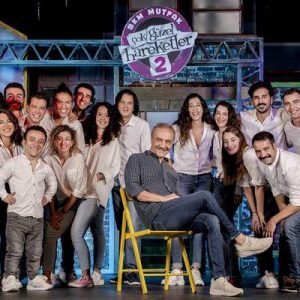Genel sanat yönetmenliğini Yılmaz Erdoğan’ın, yapımcılığını Necati Akpınar’ın, yönetmenliğini ise