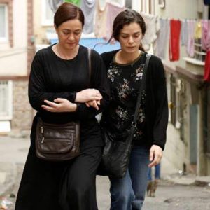 Yapımcılığını MED YAPIM ile MF YAPIM’ın üstlendiği, yönetmen koltuğunda Nadim